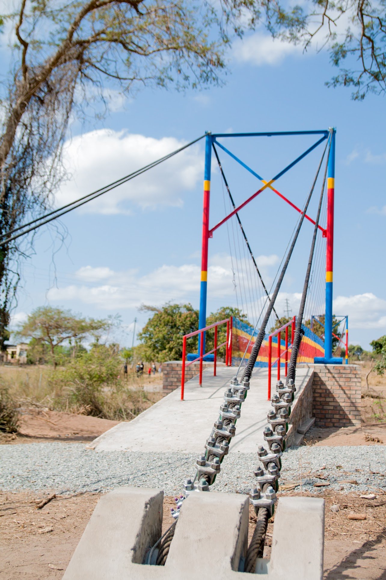 Hlanganani Suspension Bridge image 14
